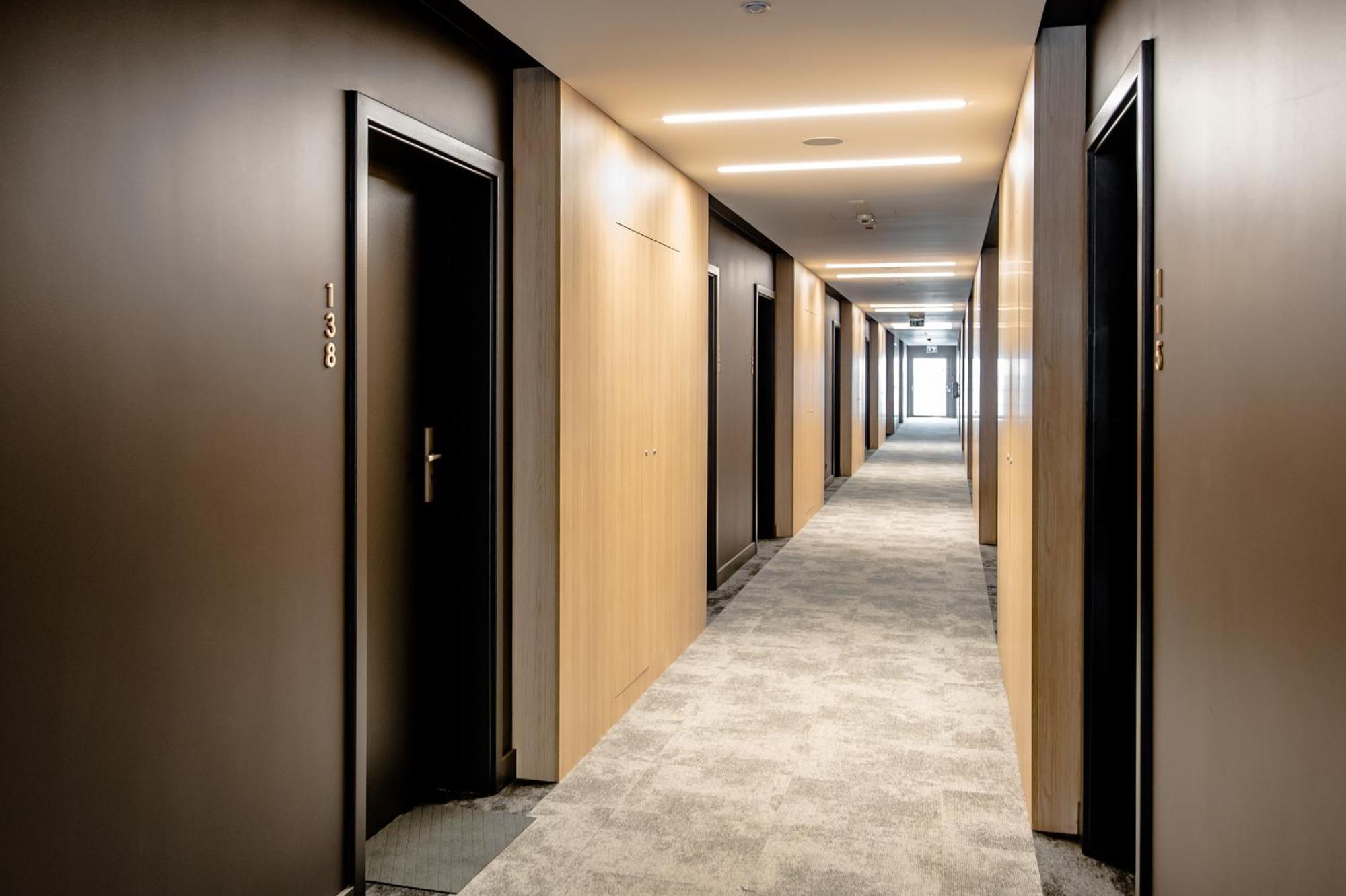 Super-Apartamenty Vip Jacuzzi III Poznaň Exteriér fotografie