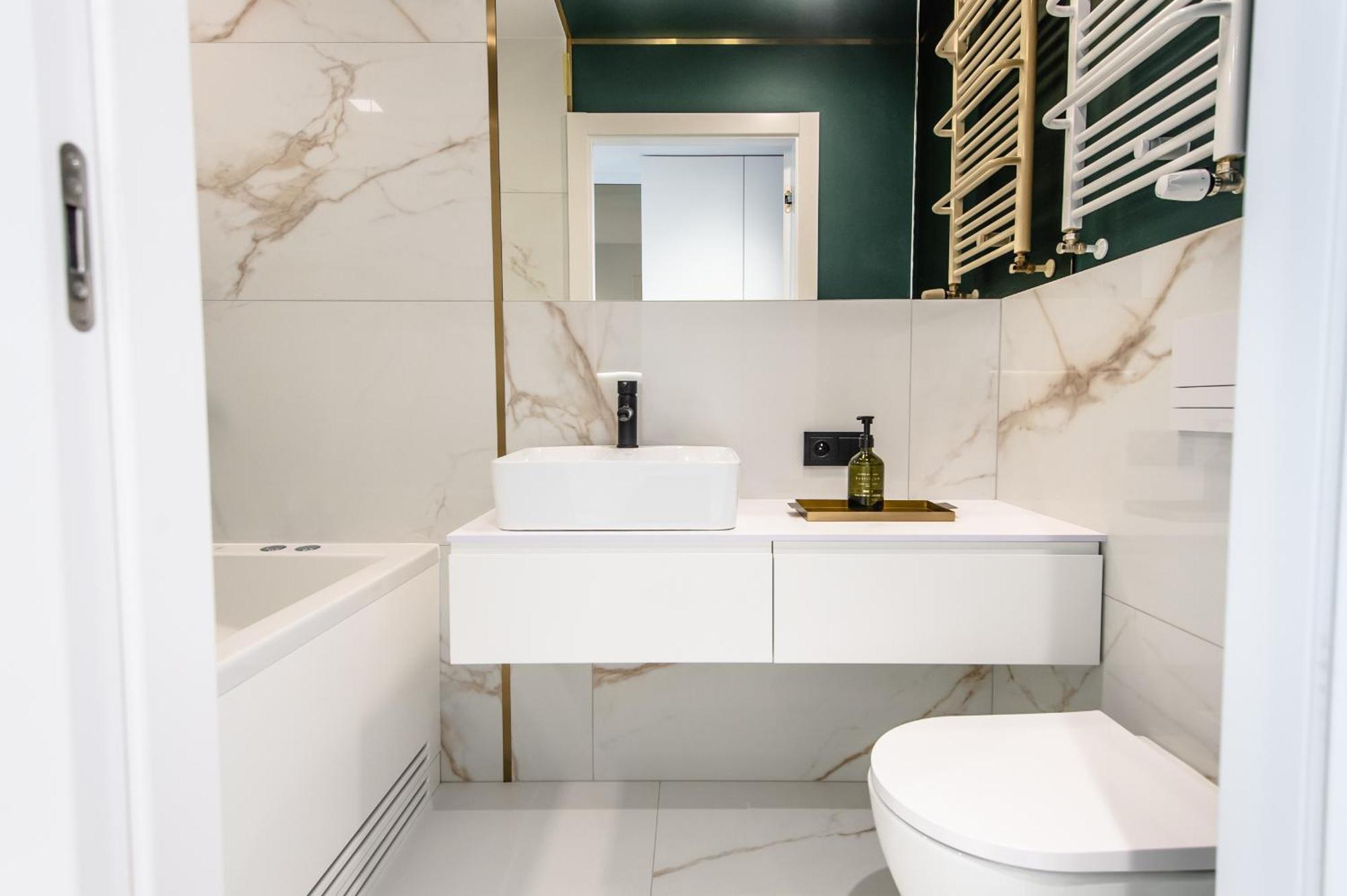 Super-Apartamenty Vip Jacuzzi III Poznaň Exteriér fotografie