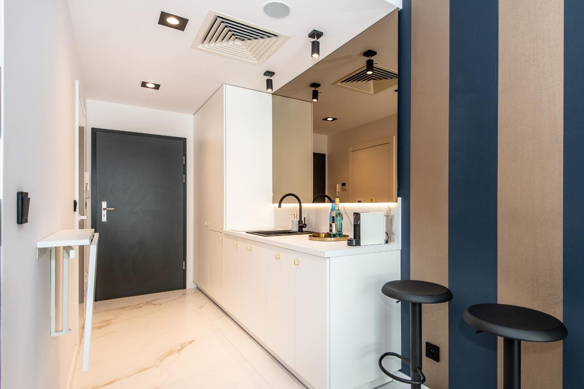 Super-Apartamenty Vip Jacuzzi III Poznaň Exteriér fotografie